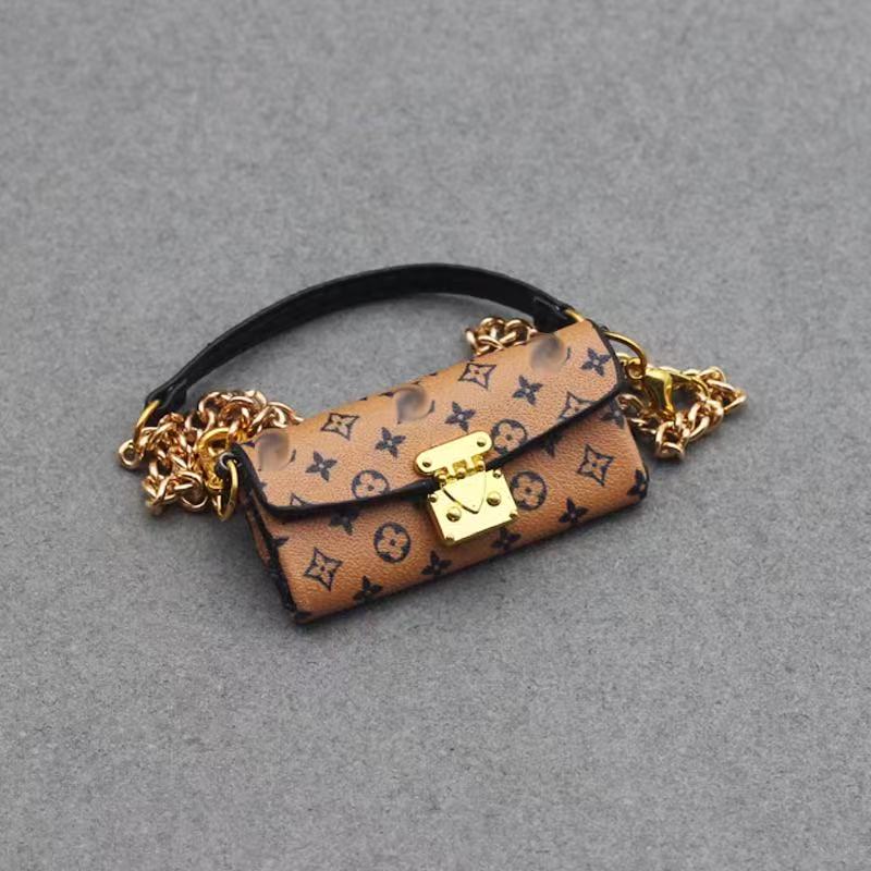 【Mia】Labubu Family Accessories (arrive about 7-12 days)