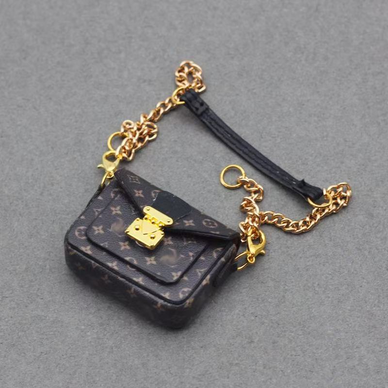 【Mia】Labubu Family Accessories (arrive about 7-12 days)