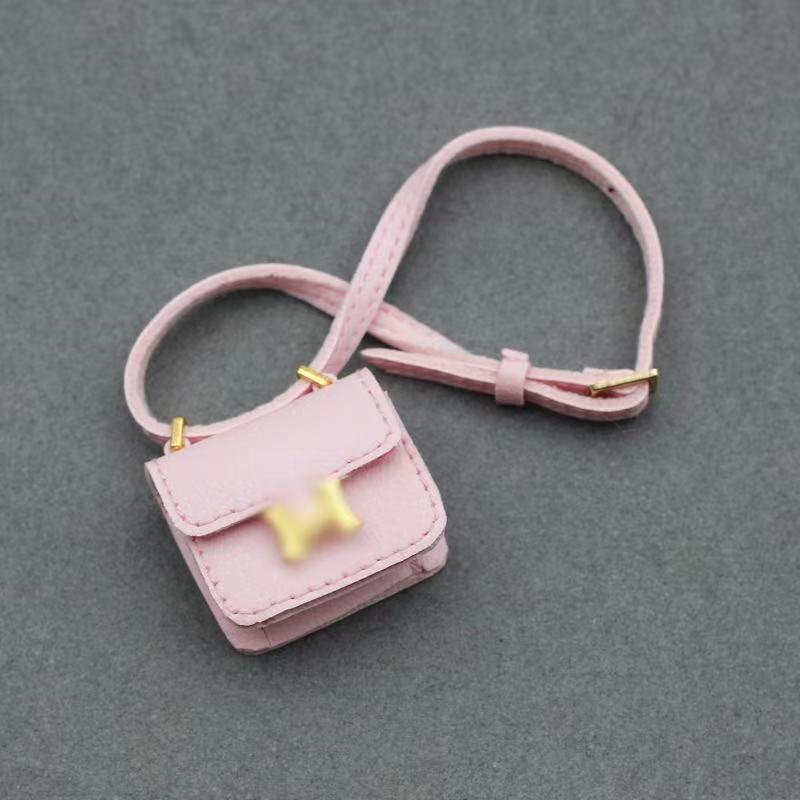【Mia】Labubu Family Accessories (arrive about 7-12 days)
