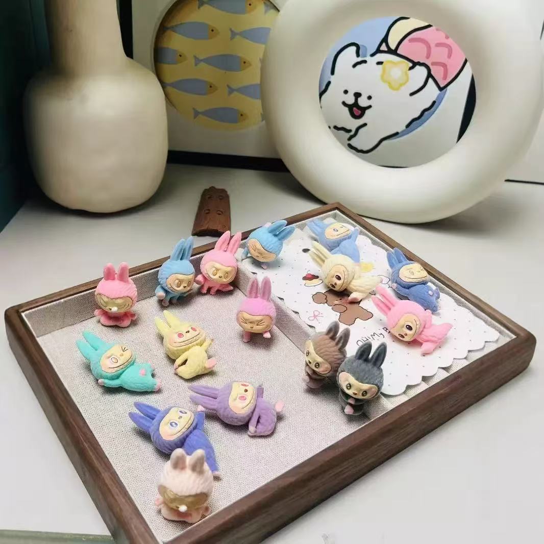 【Vivi】Labubu Carving 10 colours card Lucky bags Collection (arrive about 7-12 days)
