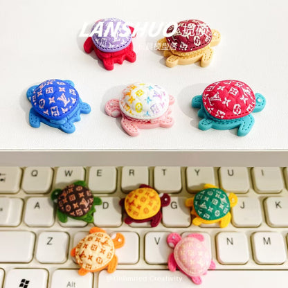 【 Vivi 】LV little turtle Carving Lucky bags (arrive about 7-12 days)