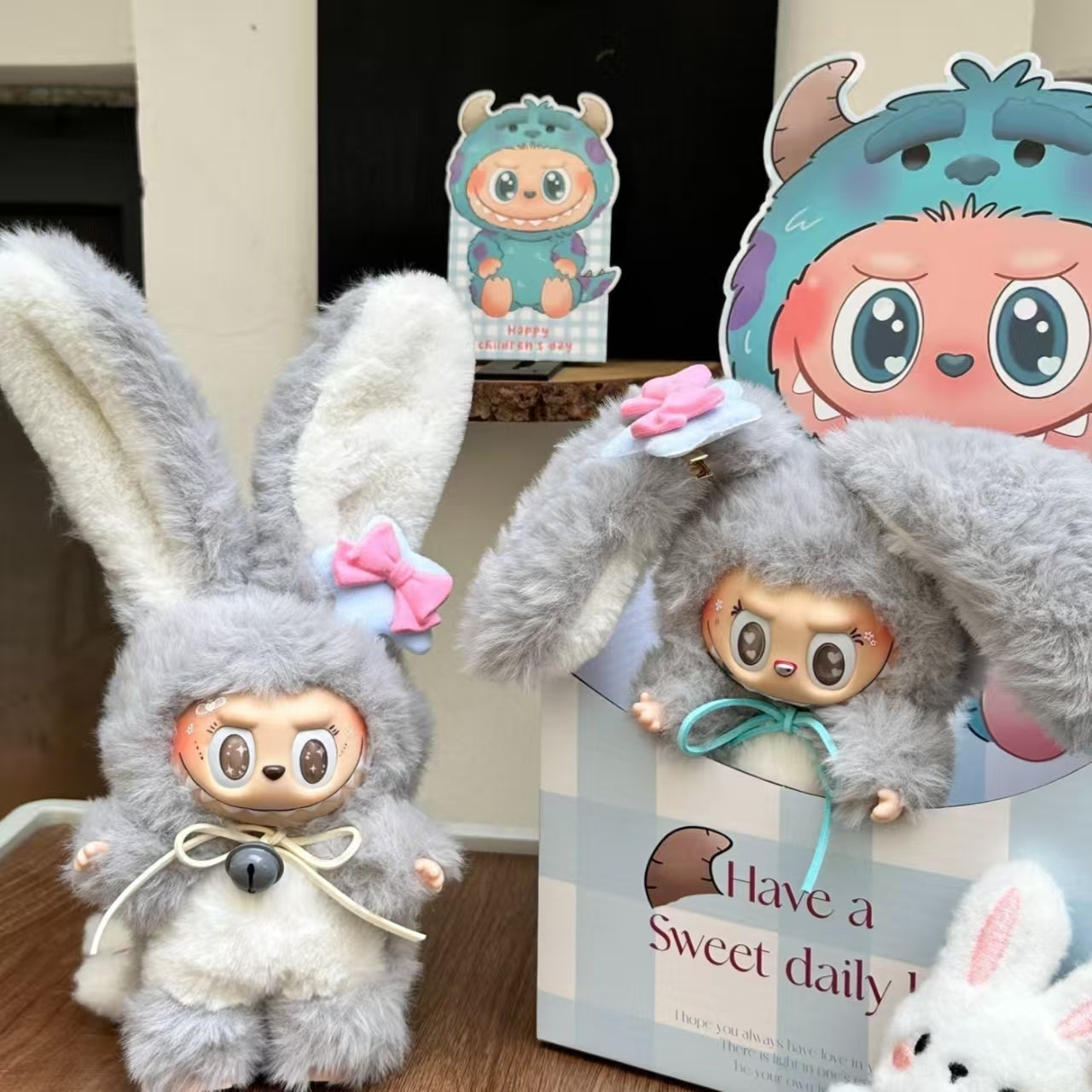 【Vivi】Labubu Family (RV-1)  (arrive about 10-20 days)