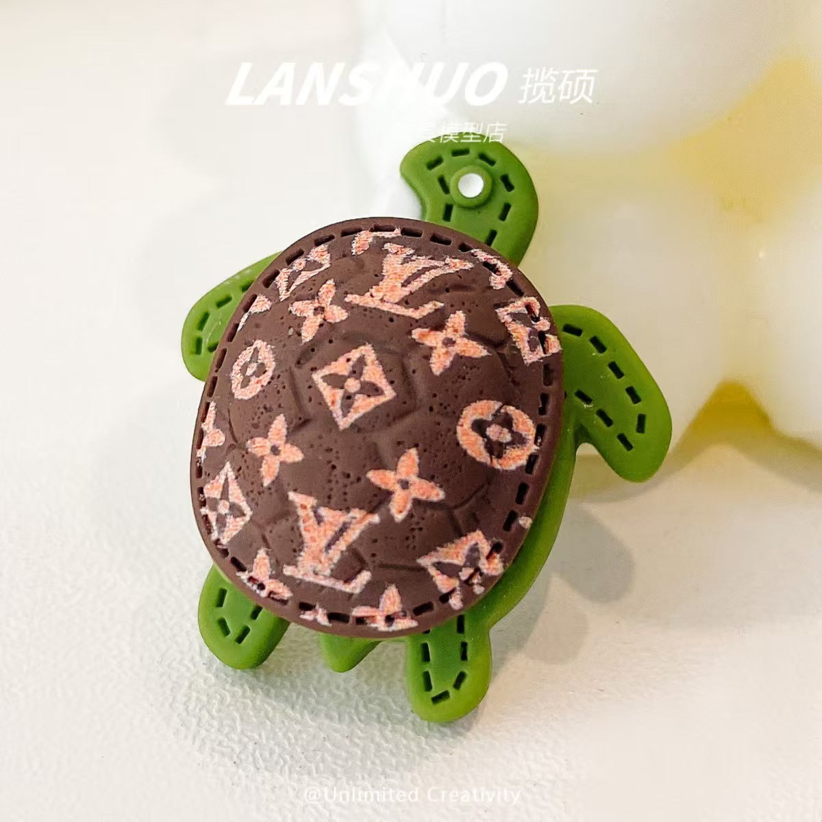 【 Vivi 】LV little turtle Carving Lucky bags (arrive about 7-12 days)