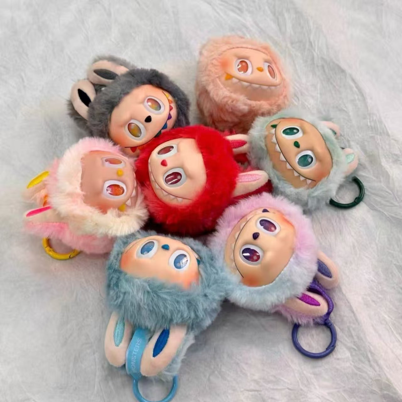 【Vivi】Labubu Family (RV-1)  (arrive about 10-20 days)