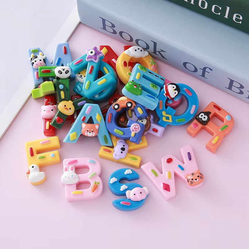 【Vivi】Non-Animal Series Carvings 10 colours card Lucky bags  (arrive about 7-12 days)