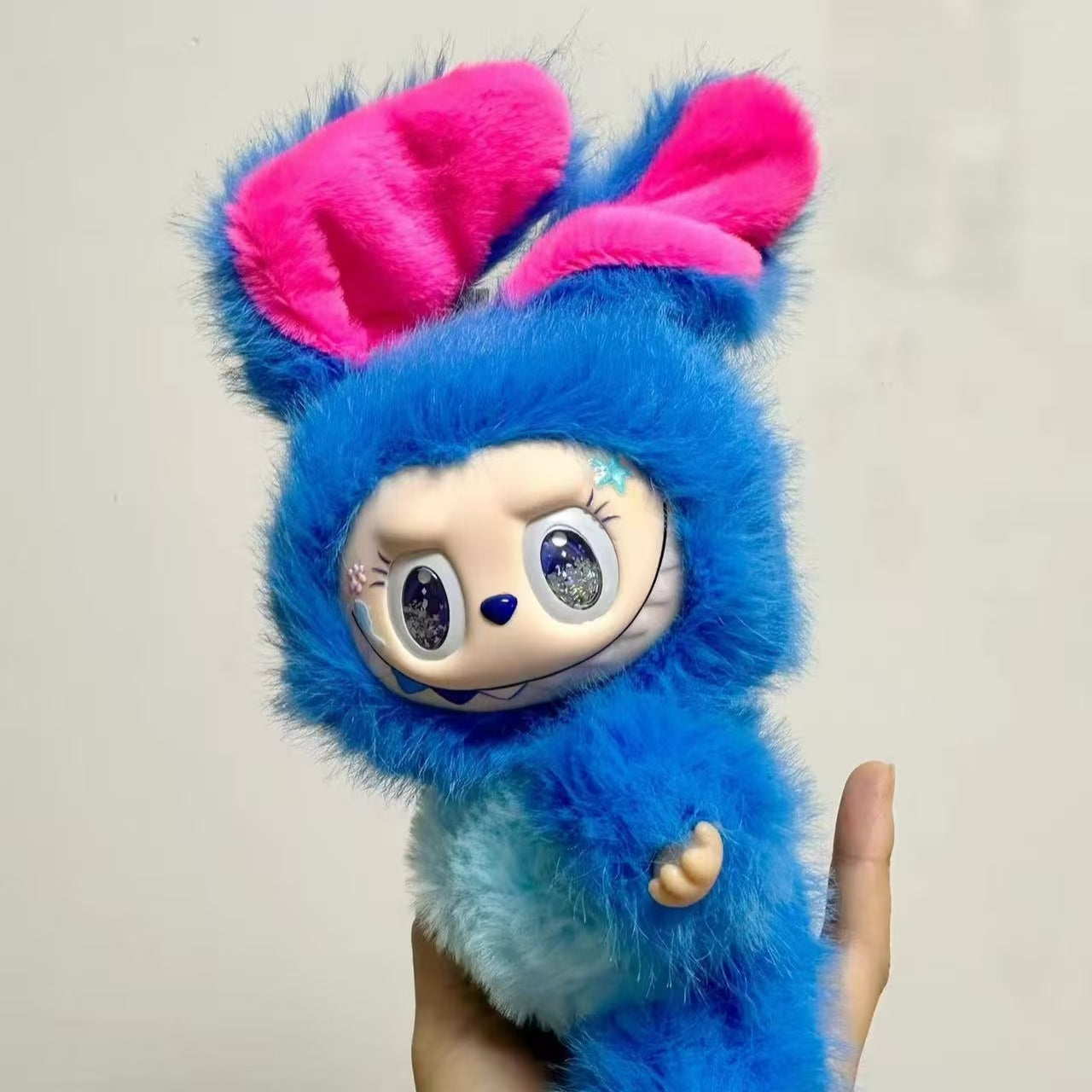 【Vivi】Labubu Family (RV-1)  (arrive about 10-20 days)