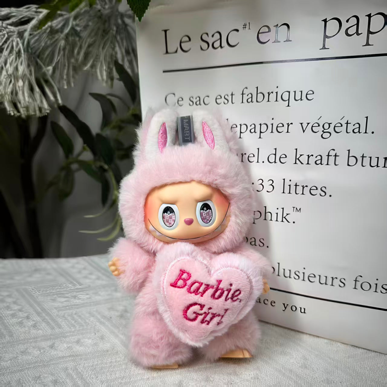【Vivi】Labubu Family (RV-1)  (arrive about 10-20 days)
