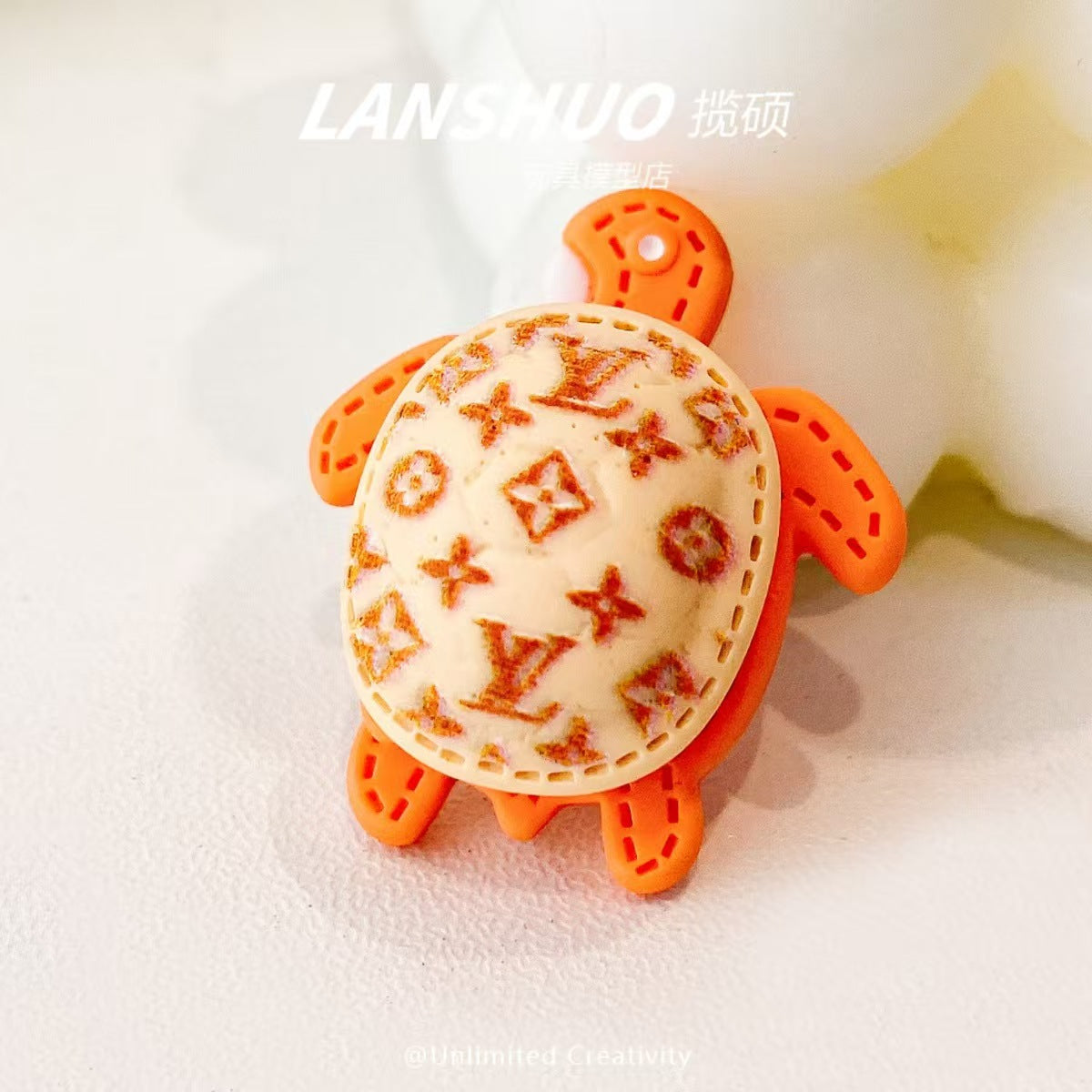 【 Vivi 】LV little turtle Carving Lucky bags (arrive about 7-12 days)