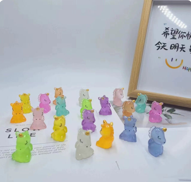 【Vivi】Animal Series Carvings 10 colours card Lucky bags  (arrive about 7-12 days)