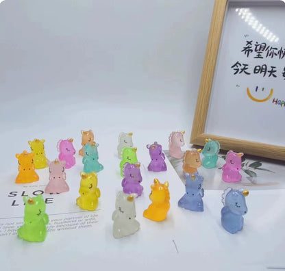 【Vivi】Animal Series Carvings 10 colours card Lucky bags  (arrive about 7-12 days)